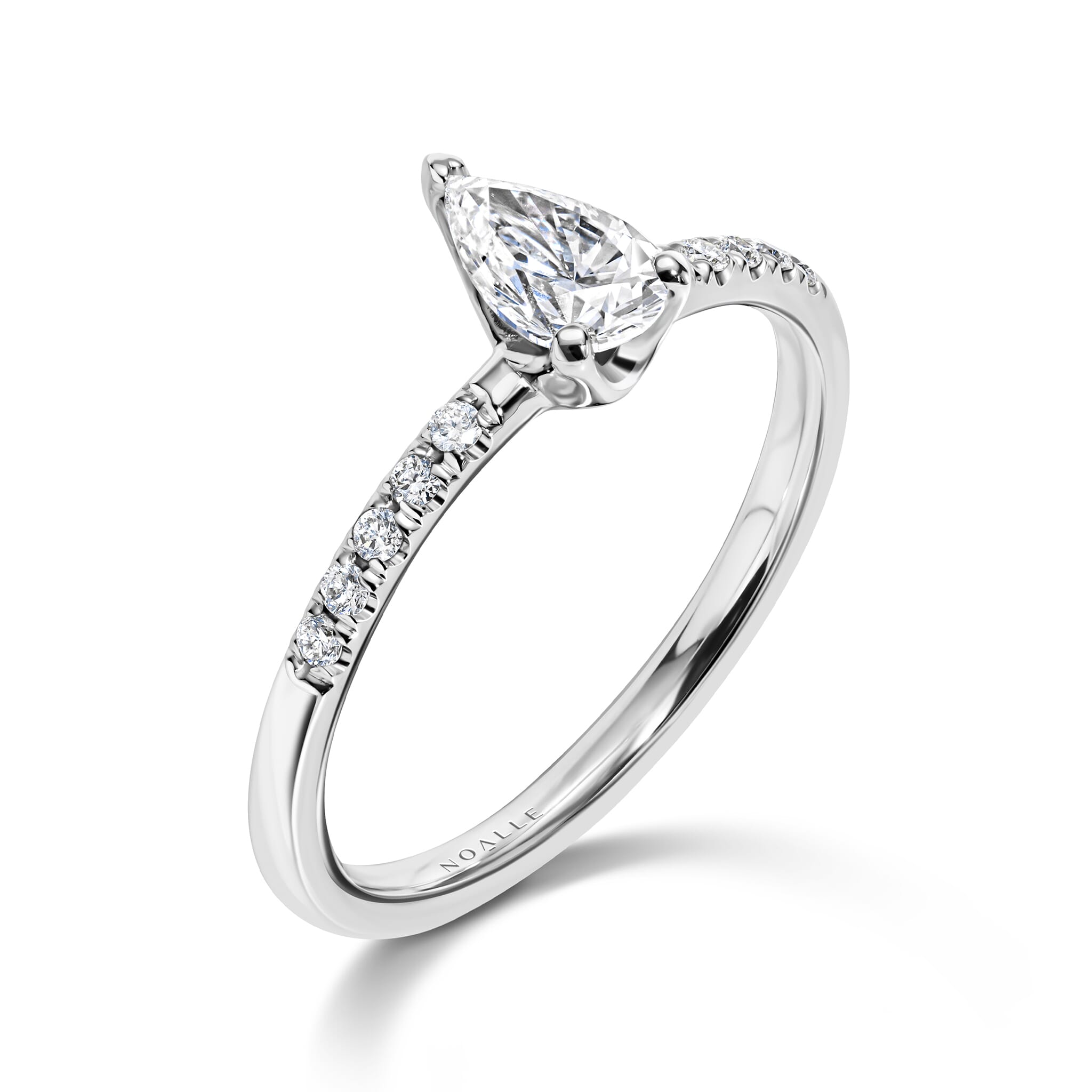 eterna-drop-|-ring-white-gold