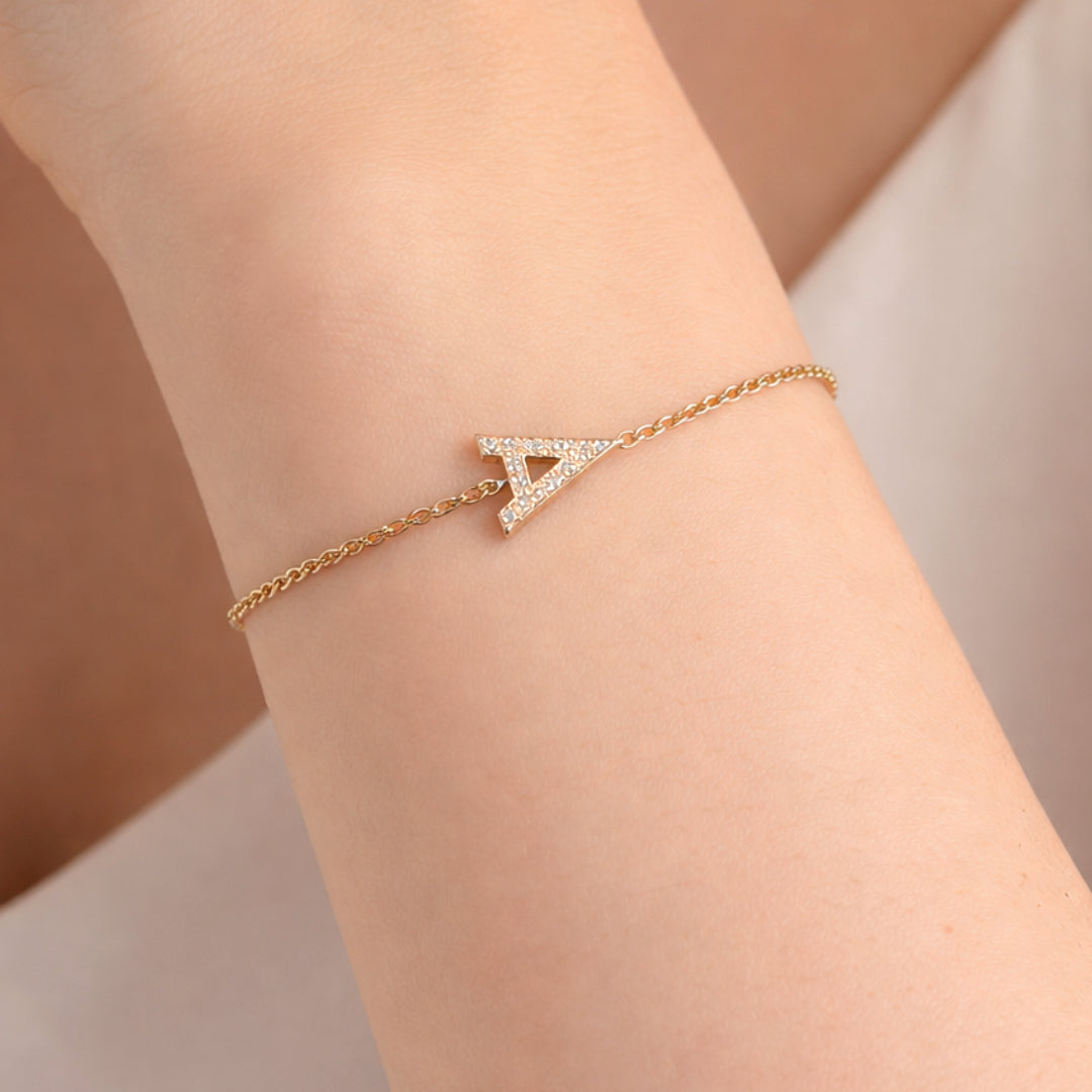 THE A BRACELATE | צמיד זהב ויהלומים אות A