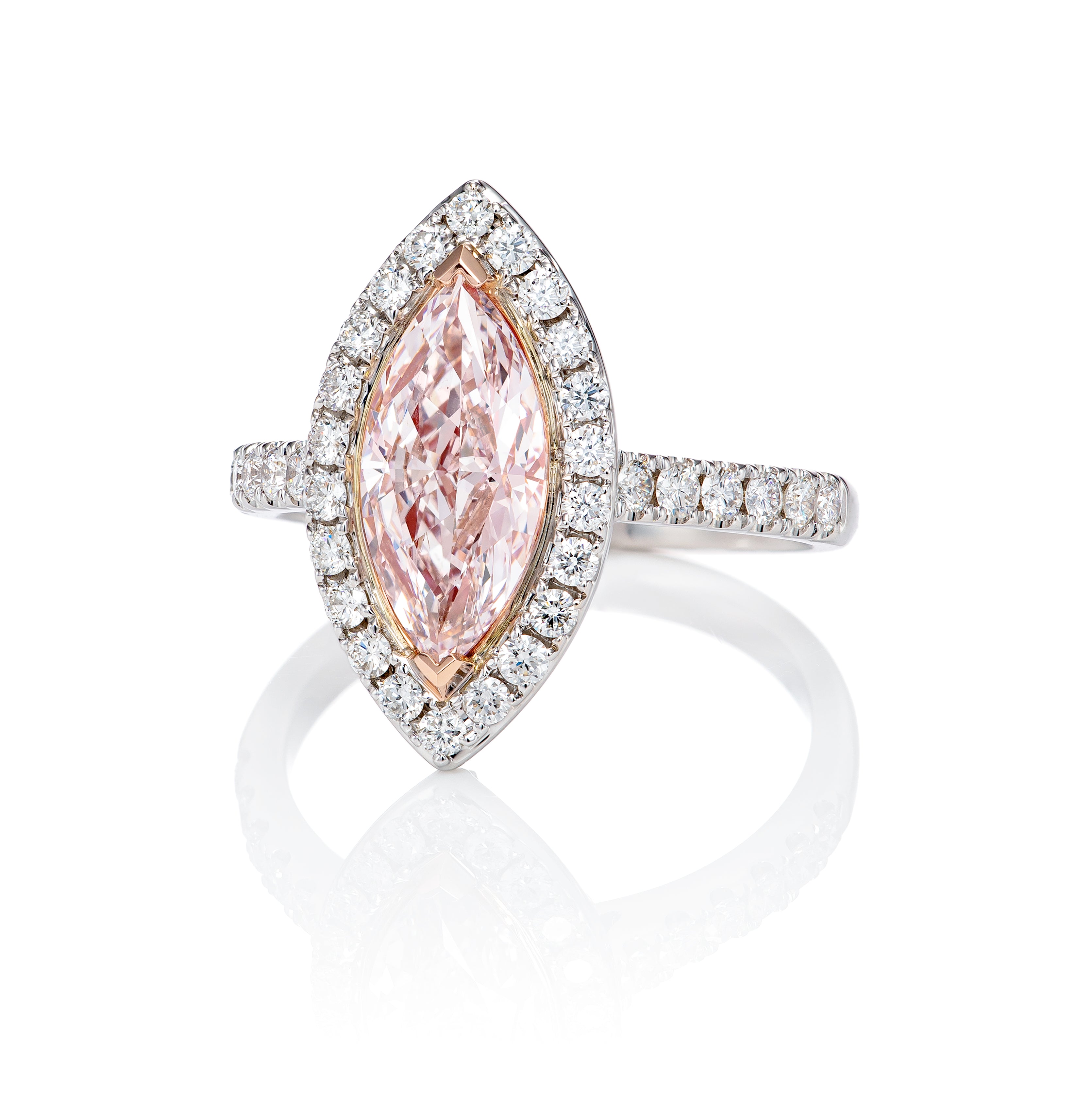THE PINK MARQUISE | טבעת יהלום ורוד טבעי