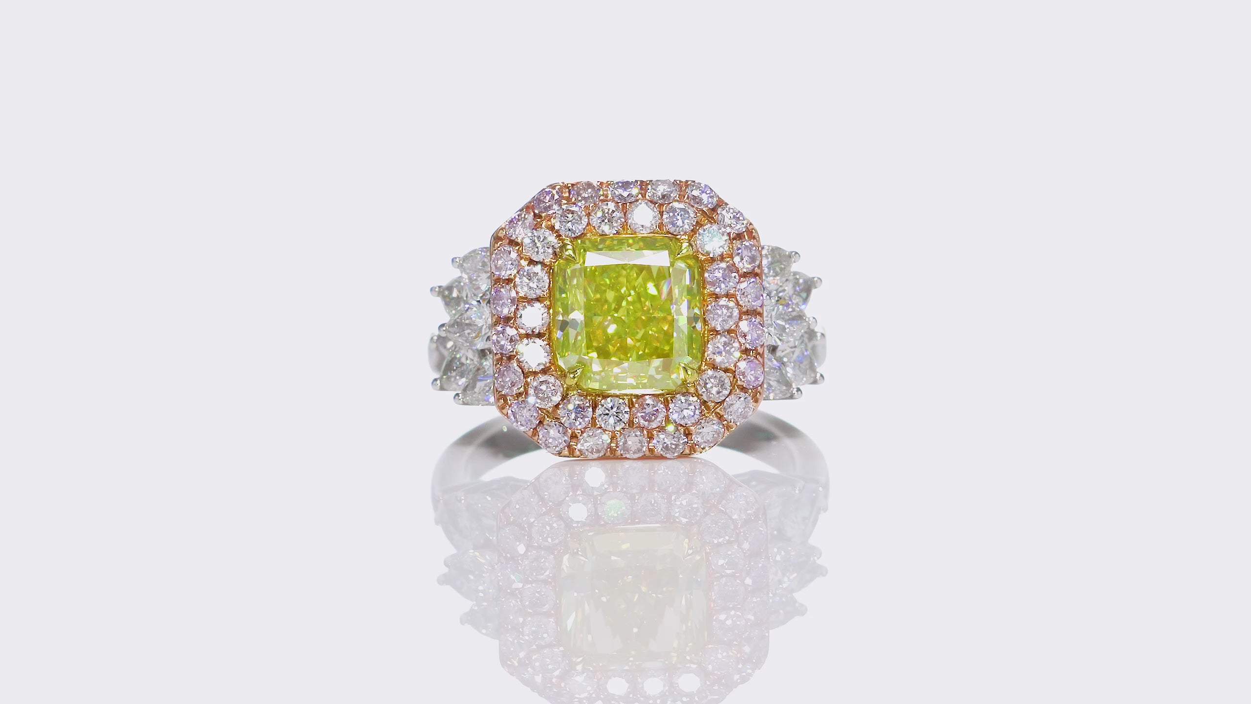 THE EXOTIC RING | טבעת יהלומים טבעיים