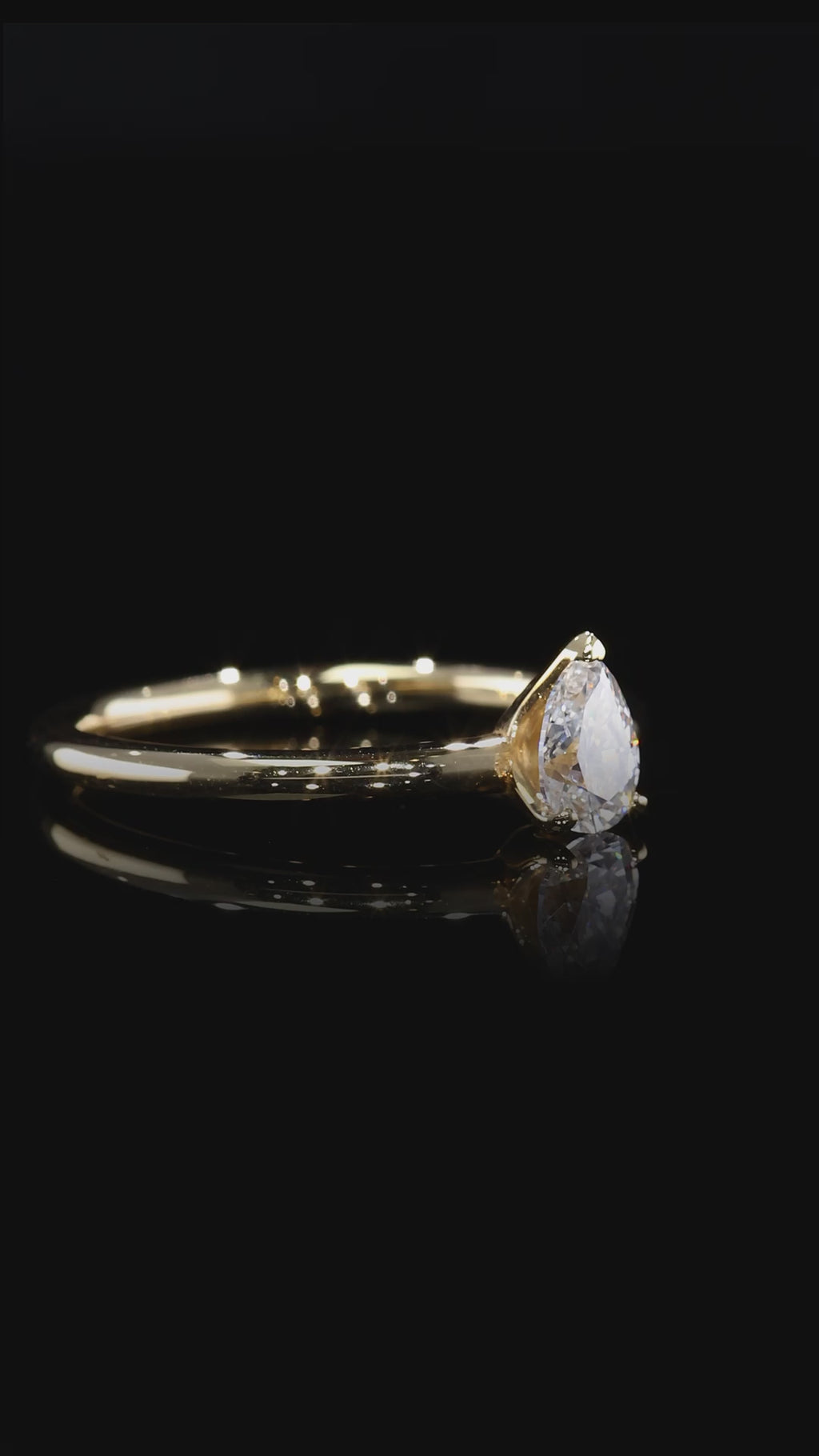 AURORA DROP | Ring White Gold