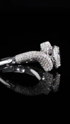 THE SECOND EMBRACE RING | טבעת יהלומים טבעיים